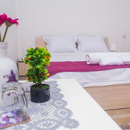 Bed & Breakfast Delikates Stojakovo Bagian luar foto