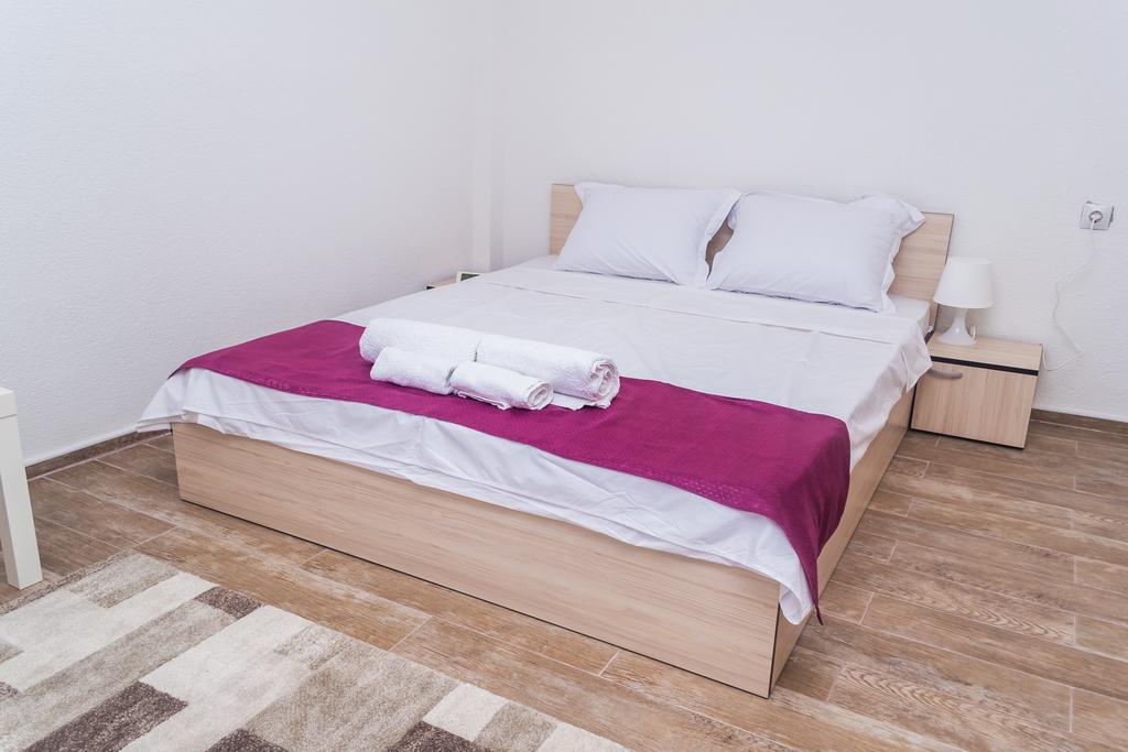 Bed & Breakfast Delikates Stojakovo Bagian luar foto
