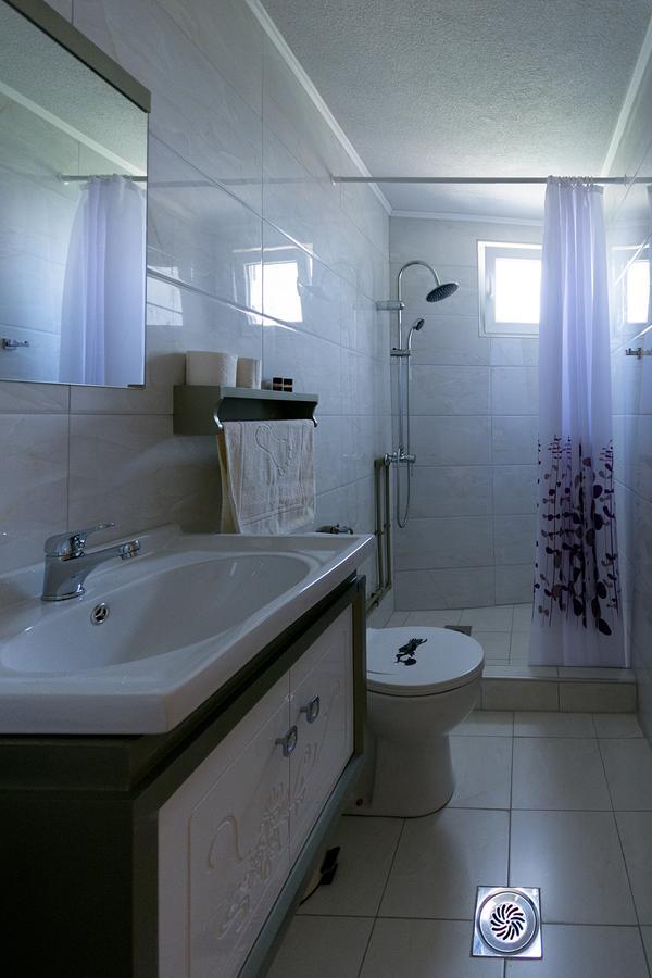 Bed & Breakfast Delikates Stojakovo Ruang foto
