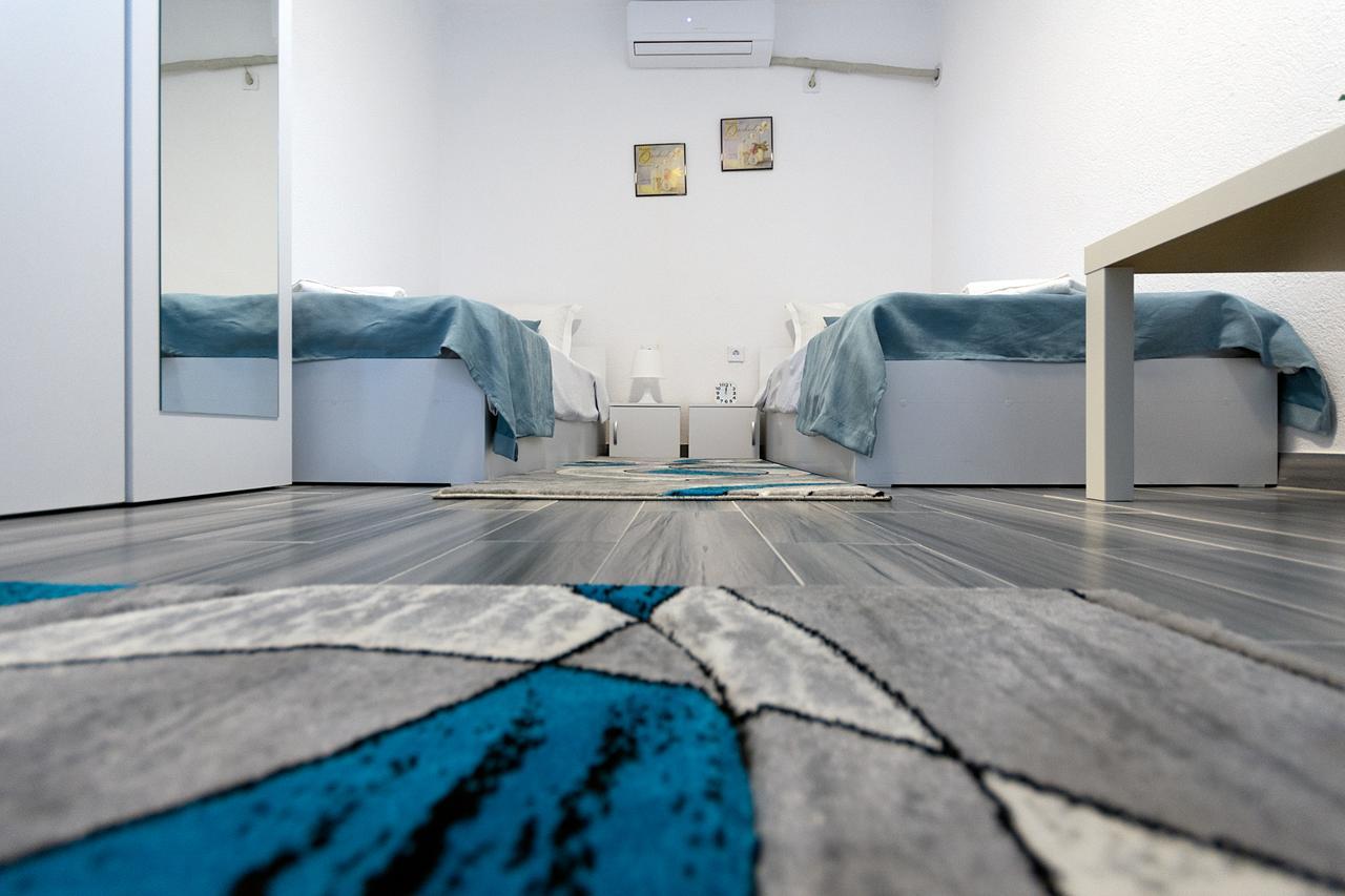 Bed & Breakfast Delikates Stojakovo Bagian luar foto