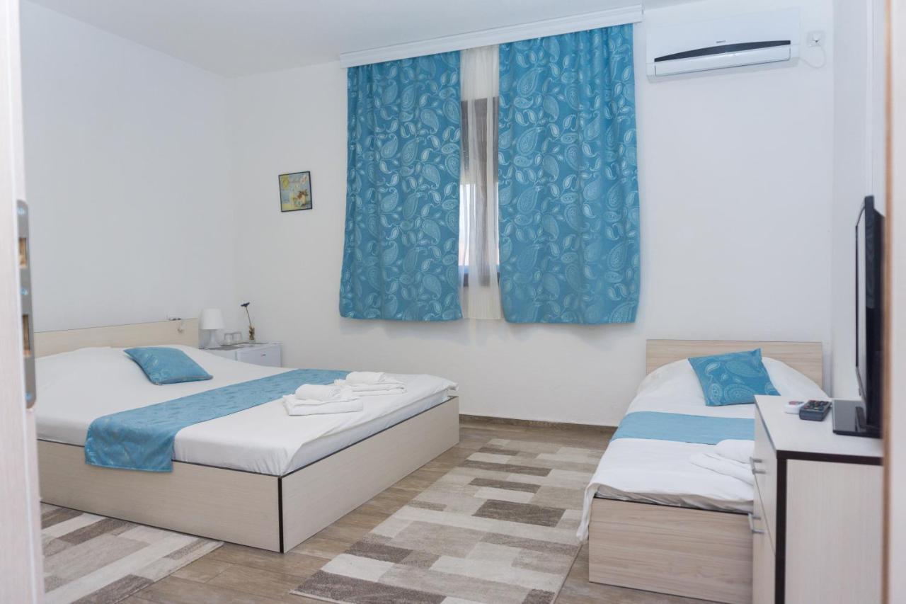 Bed & Breakfast Delikates Stojakovo Bagian luar foto